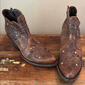 Old Gringo Molly Short Oryx Brown Leather Ankle Western Ankle Booties